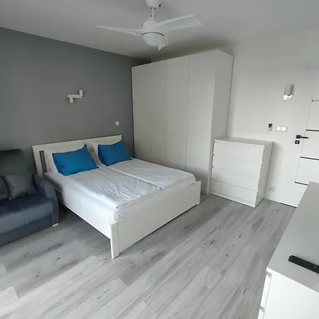 Z 2 Pokojami I Balkonem Tauron Arena Appartamento *